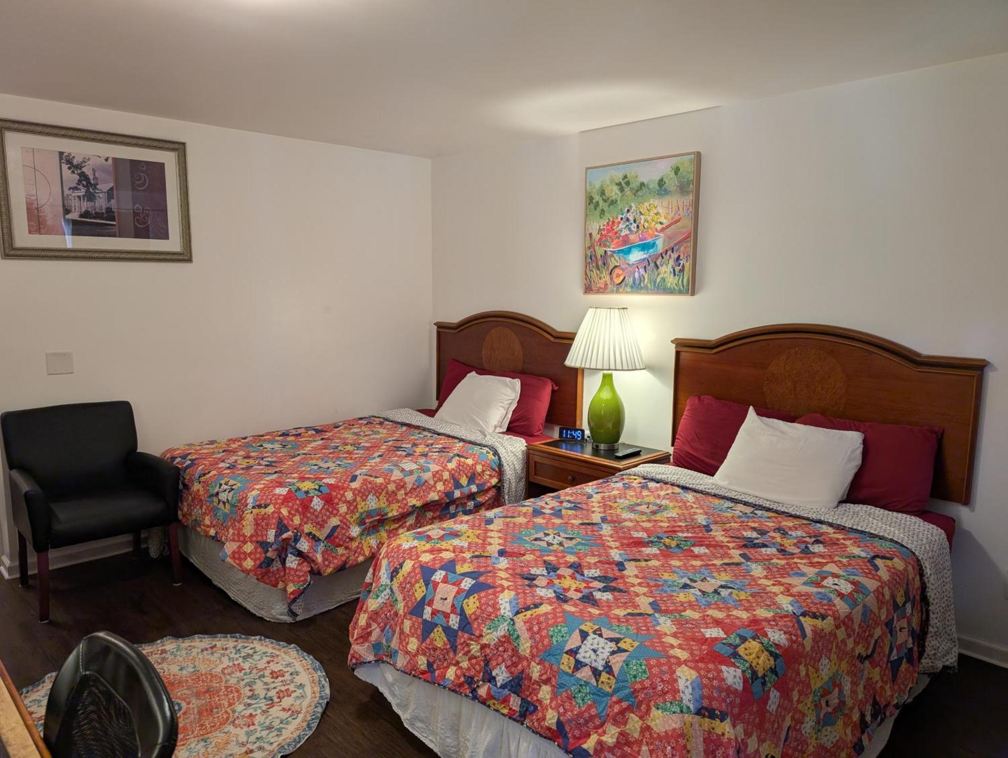 Hotel Apple And Cooperstown Area