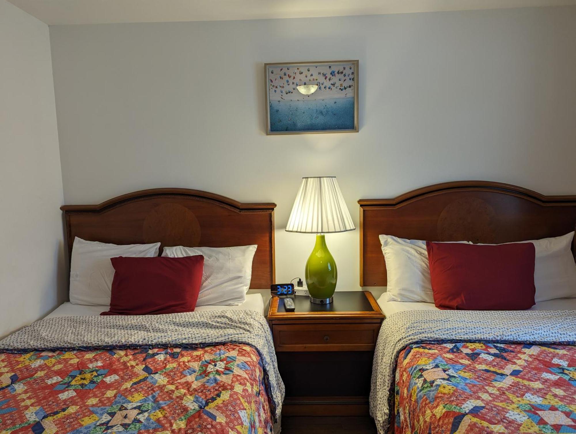 Apple And Cooperstown Area Hotel Milford