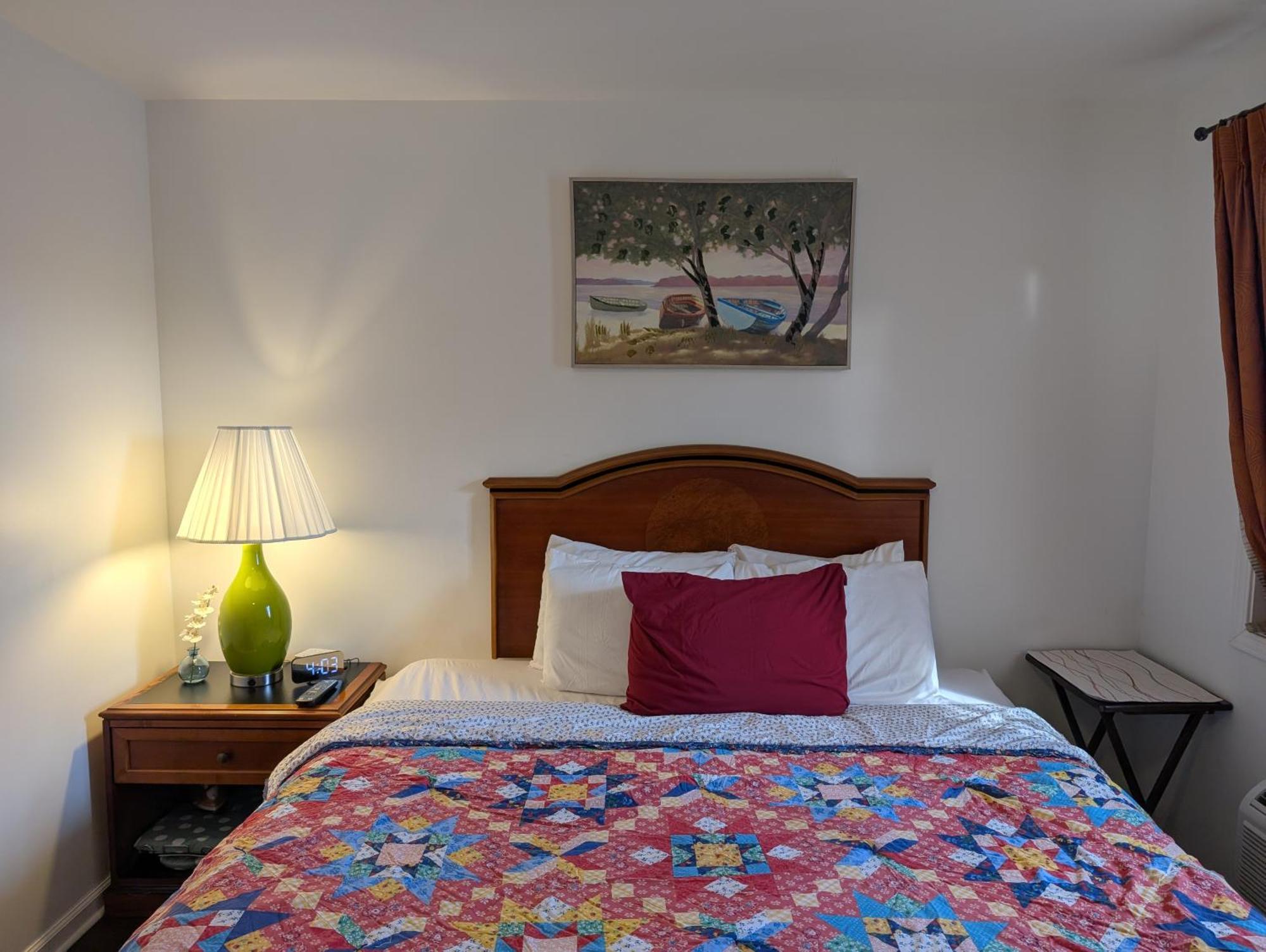 Hotel Apple And Cooperstown Area 3*